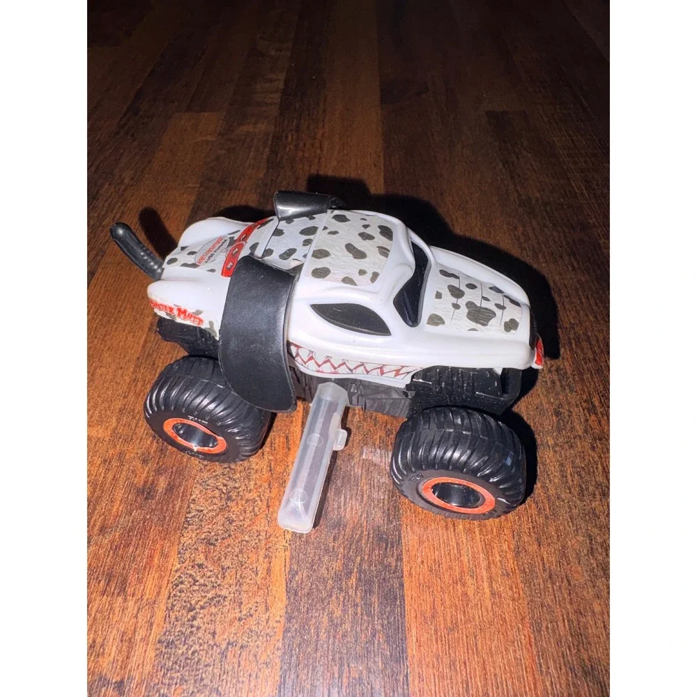 Monster Jam Monster Mutt Dalmatian Toy Truck‎ White Black Spots
